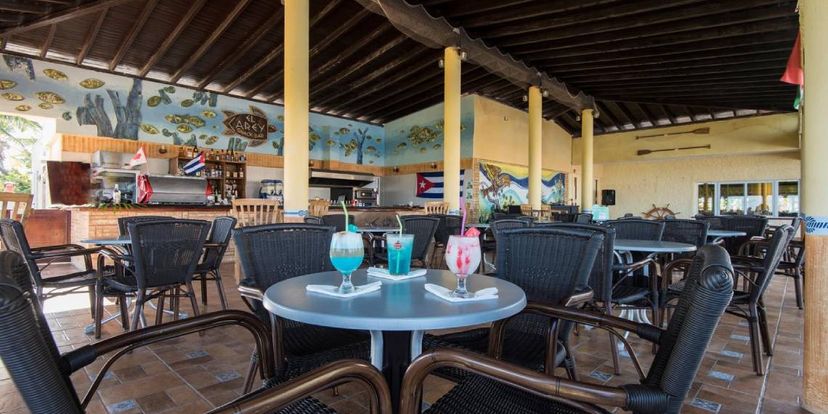 EL CAREY - Snack Bar