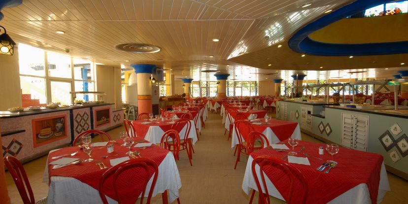 . - Restaurant buffet