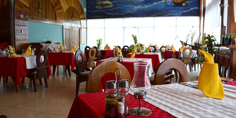 Las Espadas (Atlántico section) - Restaurant