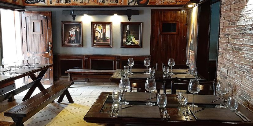 CAVA BOULEVARD - Restaurant
