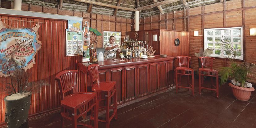 LOS COCOS - Beach Bar