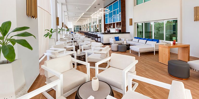 LUNAS - Lobby Bar