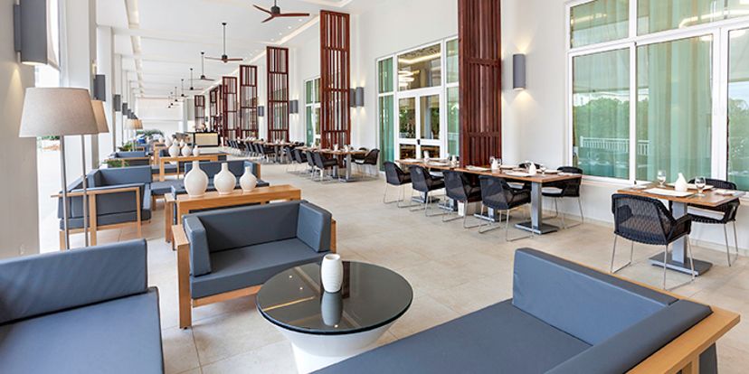 ROYAL SERVICE VIP BREAKFAST BAR - Restaurant