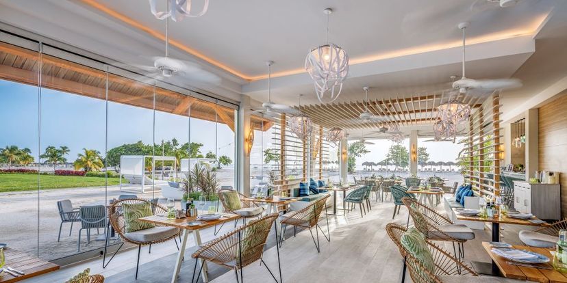 BREEZA - Restaurant Grill