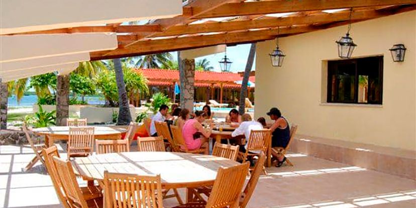 Pool Bar