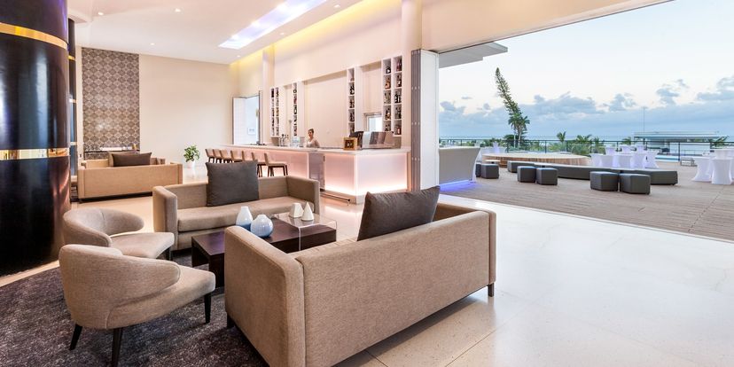 BLUE BAR - Lobby Bar