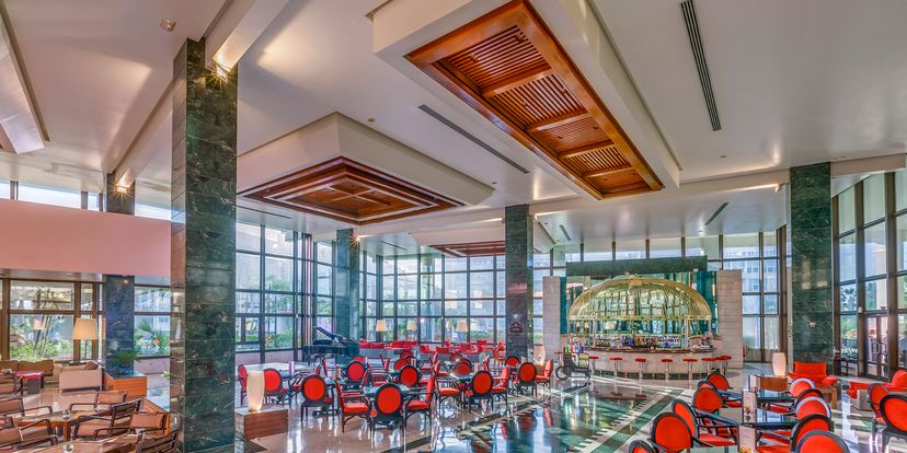 QUINTA AVENIDA - Lobby Bar