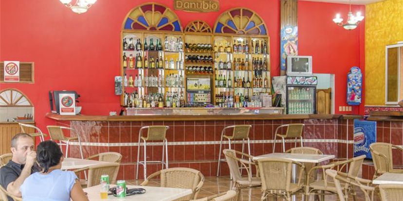 Danubio - Snack-bar de piscine
