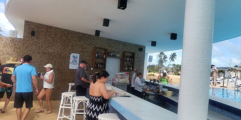 PROFUNDO. - Bar de la piscine