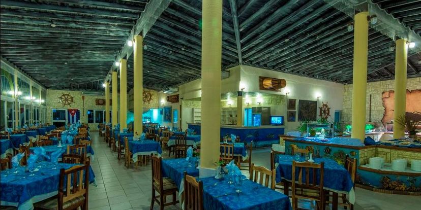 El Gavilán - Buffet Restaurant