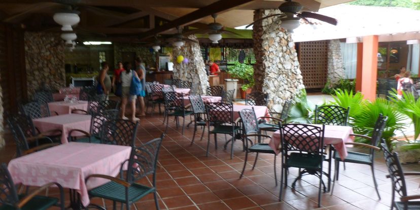 La Parrilla - Restaurant de piscine
