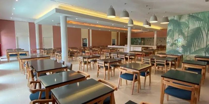 VERSÁTIL - Ristorante Buffet