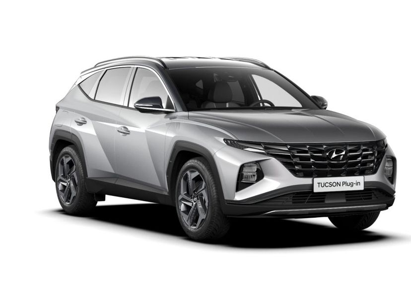 HYUNDAI TUCSON angular front exterior view