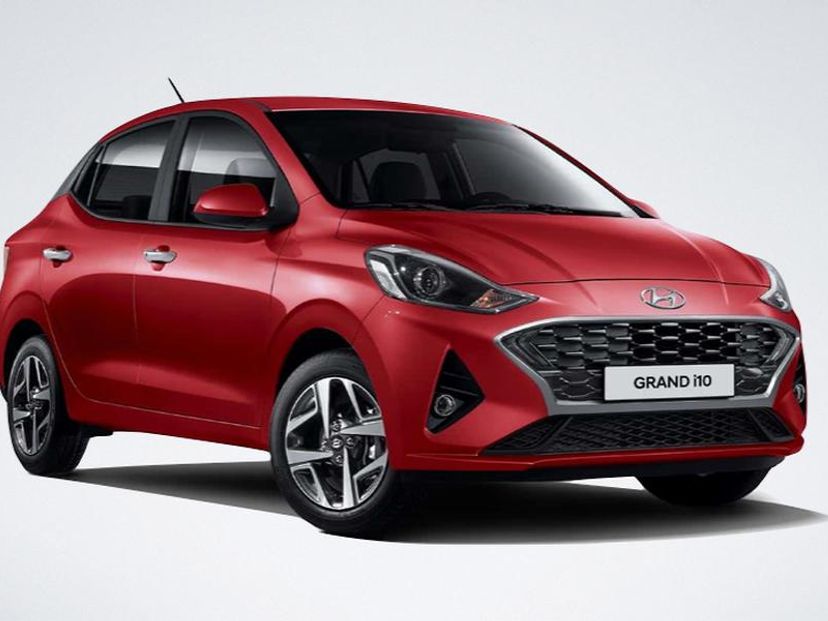 HYUNDAI GRAND I 10 angular front exterior view