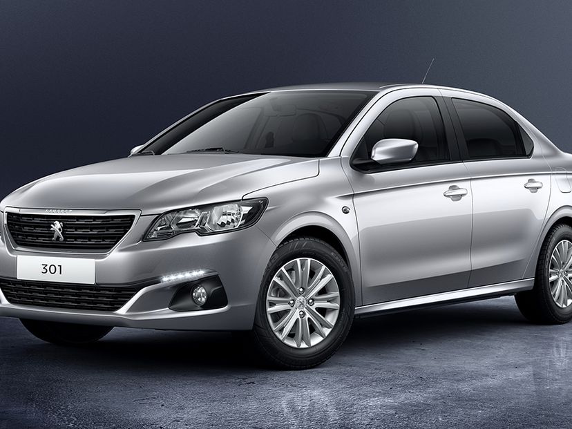 PEUGEOT 301 angular front exterior view