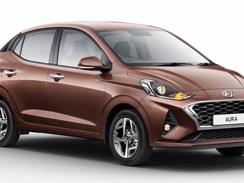 HYUNDAI GRAND I 10 angular front exterior view