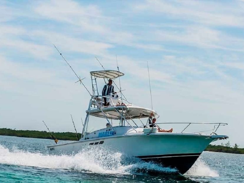“BOTTOM FISHING IN VARADERO” Tour, Matanzas, Cuba.