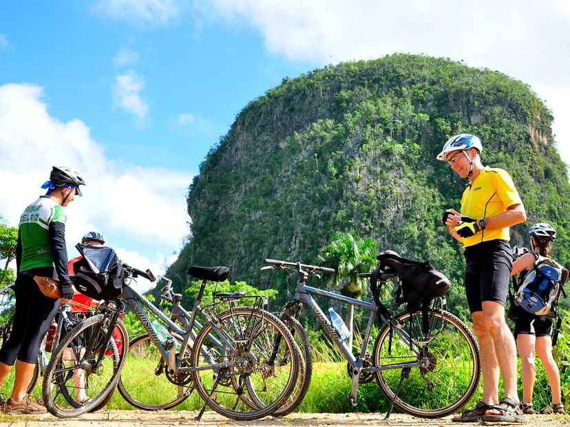 Cycling in Viñales