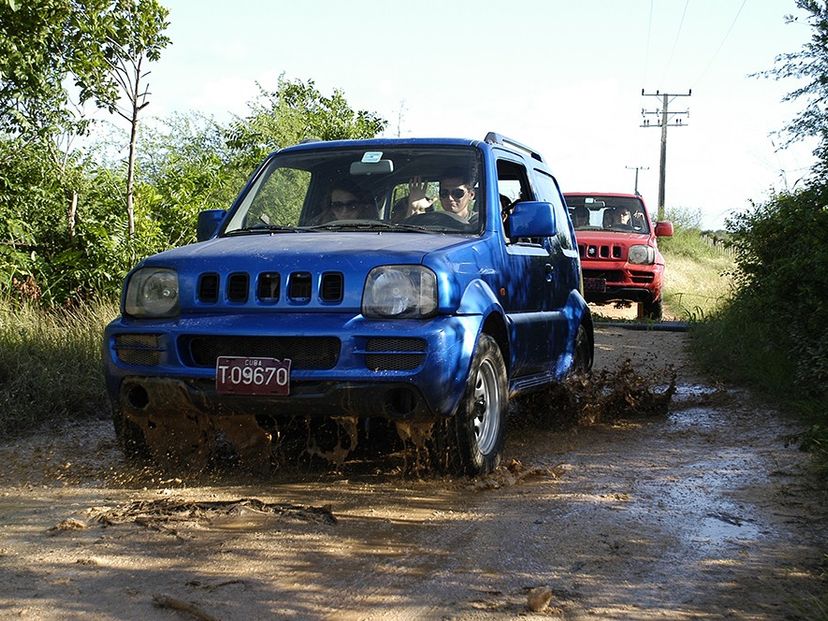 Jeep Safari “MOUNTAINE ADVENTURE & HISTORY”, Pinares de Mayarí, Holguín, Cuba.