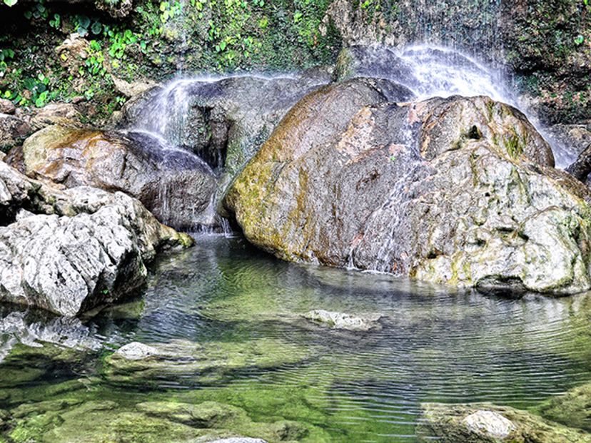 springs - "Spring of life" Trail tour, Soroa