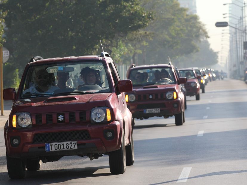 Jeep Safari "4X4 IN MI HABANA"