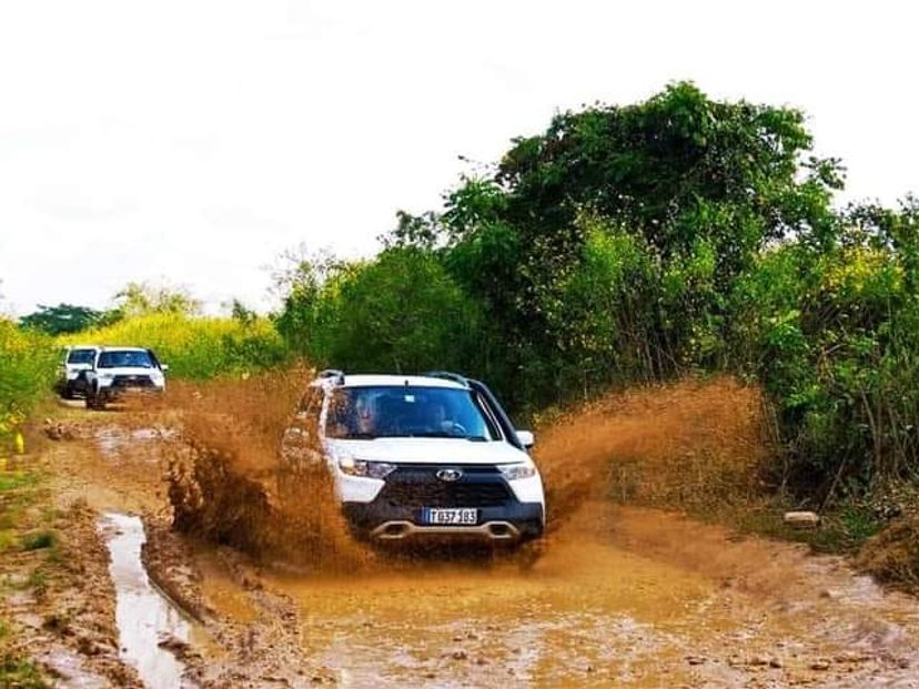 Jeep Safari "NATURE TOUR TRINIDAD", Sancti Spíritus, Cuba.