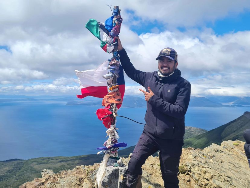 "FULL DAY TREKKING MONTE TARN" Tour, Punta Arenas, Chile.