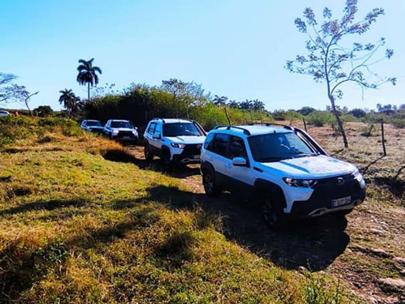 Jeep Safari “NATURE TOUR NICHO - CIENFUEGOS”