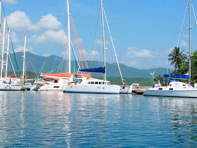 Boat trip in the Bay of Santiago