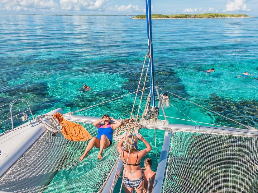 Catamaran sailing, Blue Adventure, Holguin