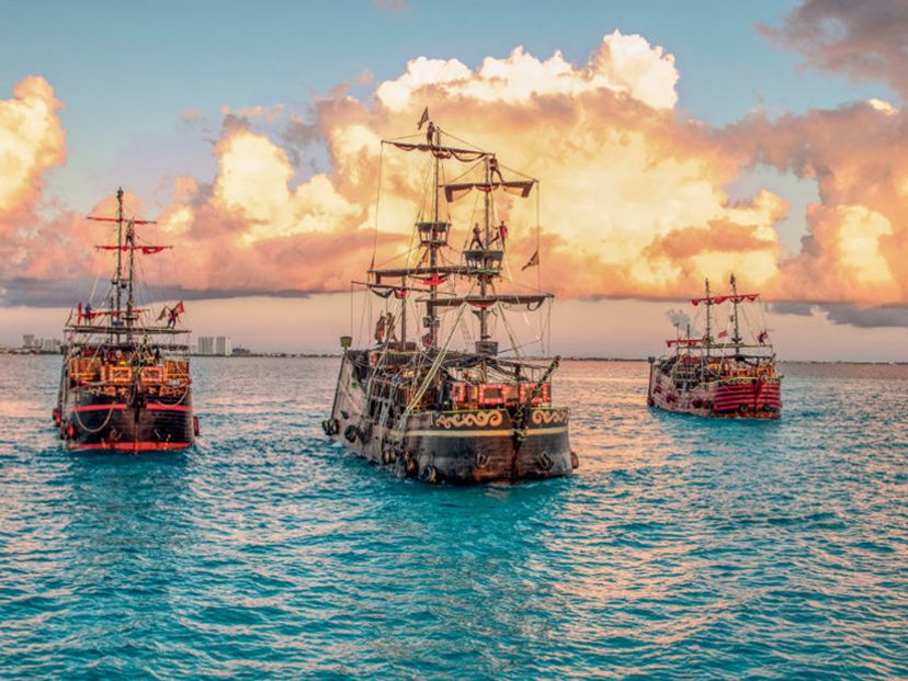 "Captain Hook tour with lobster & steak dinner" Tour  Da