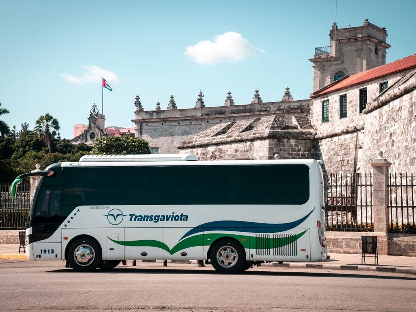 “CONECTANDO CUBA: TRINIDAD / CIENFUEGOS / HAVANA“ (CC4 - B) Collective Transfer Services