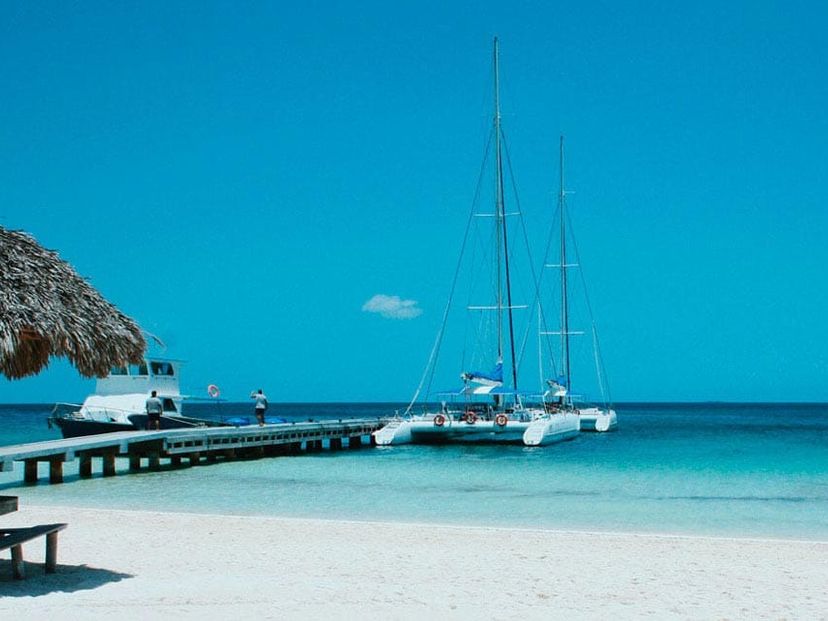"RIDE AND INTERACTIVE DOLPHIN CONTACT IN VARADERO" Tour, Varadero, Matanzas, Cuba.