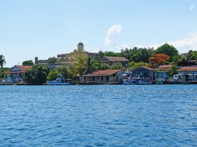 Cienfuegos Bay and Jagua Castle, Panoramic view