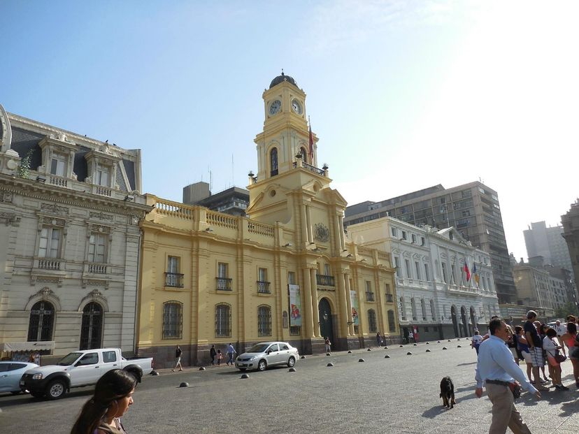 “SANTIAGO CITY TOUR + SAN CRISTÓBAL HILL” Tour, Chile.