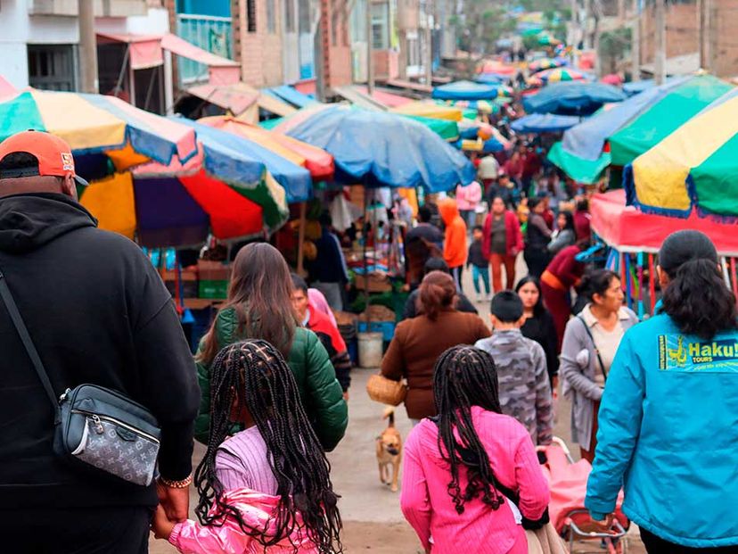 “SHANTY TOWN  WALKING“ Tour