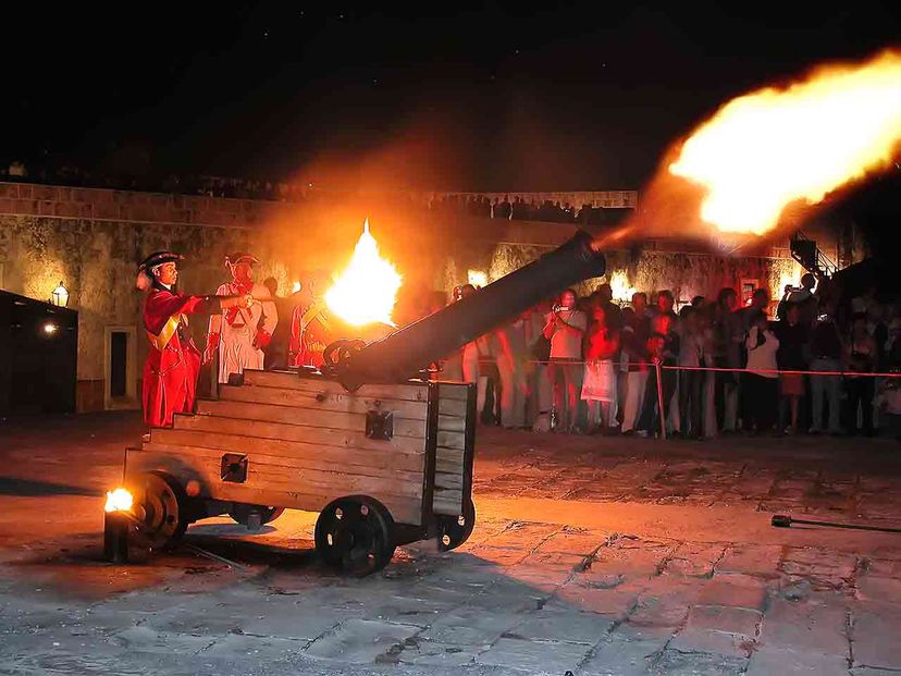 Ceremony of the Cañonazo de La Habana