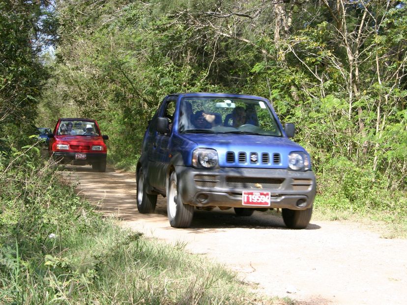 Jeep Safari Nature Tour Salto del Guayabo, Pinares de Mayari
