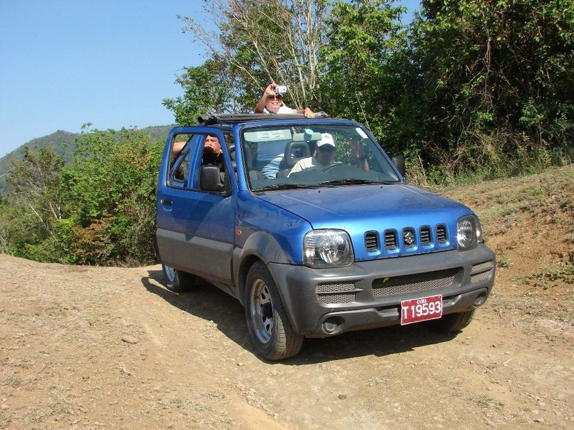 Jeep Safari “BIRDWATCHING ON THE HILL OF YAGUAJAY”