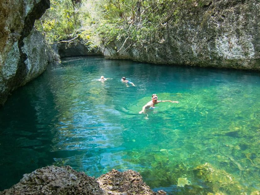 "ENIGMA DE LAS ROCAS TRAIL + SCHNORCHELN IN BAHIA DE COCHINOS" Tour