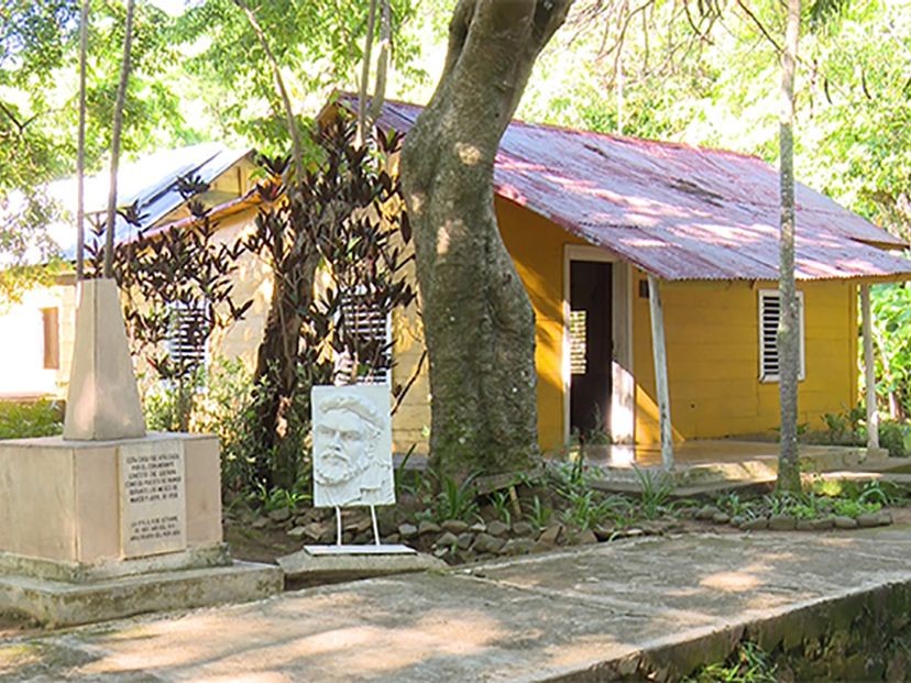 La Otilia, Che Guevara's Headquarter, Buey Arriba town, Granma