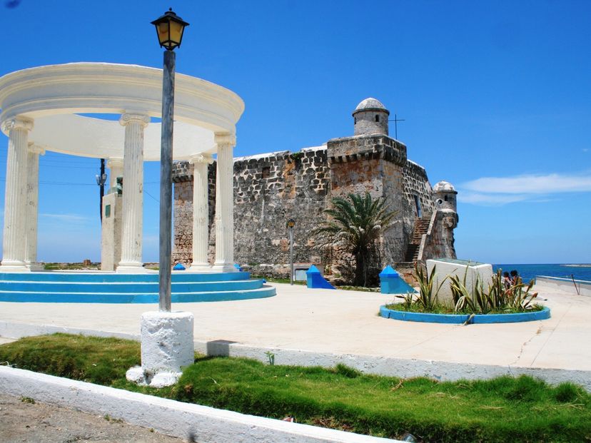 Memorial of Ernest Hemingway and the Cojimar Fortress, Cojimar, Havana, Cuba. "Cojimar, Nature Photo Safari" Tour