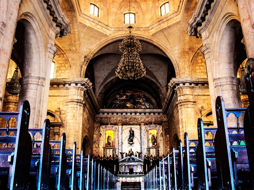 Inside Havana Cathedral, Tour " Popular religion and Christian ecumenism"