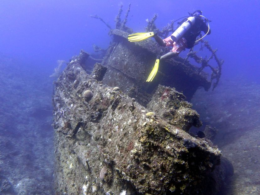 “SCUBA DIVING IN SANTA LUCIA” Tour