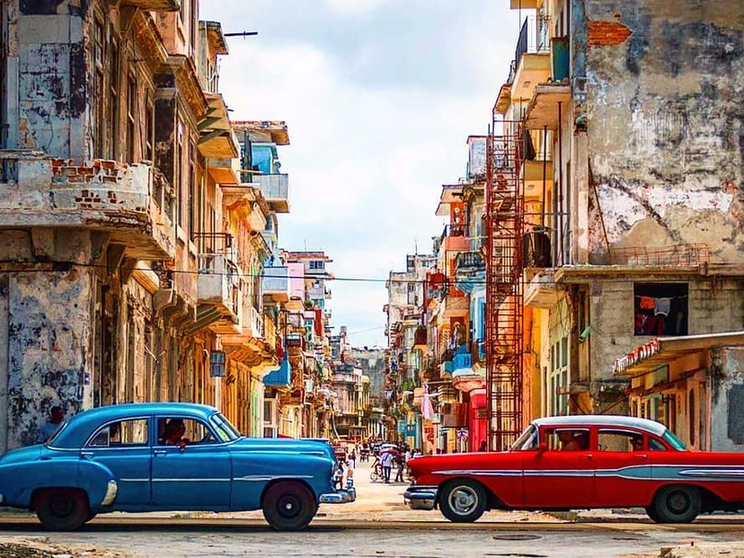 “COLLECTIVE RIDE FROM HAVANA TO TRINIDAD IN CLASSIC AMERICAN CARS” Tour (2 Days / 1 Night), Havana, Cuba.