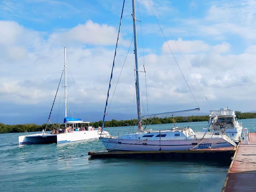 “CARIBBEAN PARADISE CRUISE” Tour, Playa Ancón, Trinidad, Cuba.