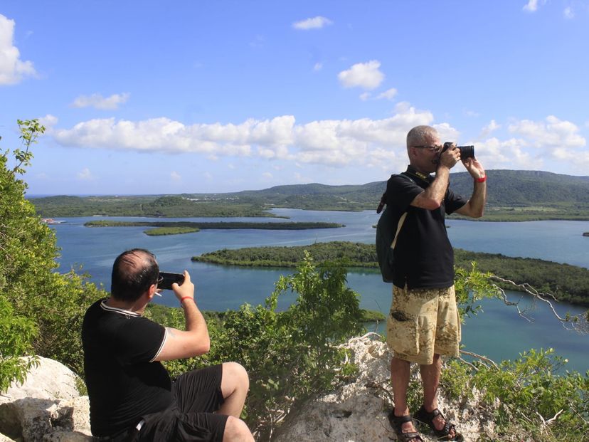“ROCAZUL TRAIL” Tour, Biopark Rocazul, Guardalavaca, Holguín, Cuba.