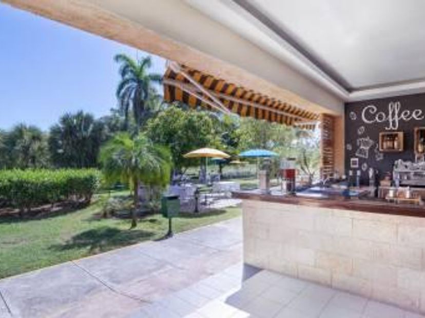 Café Bar
