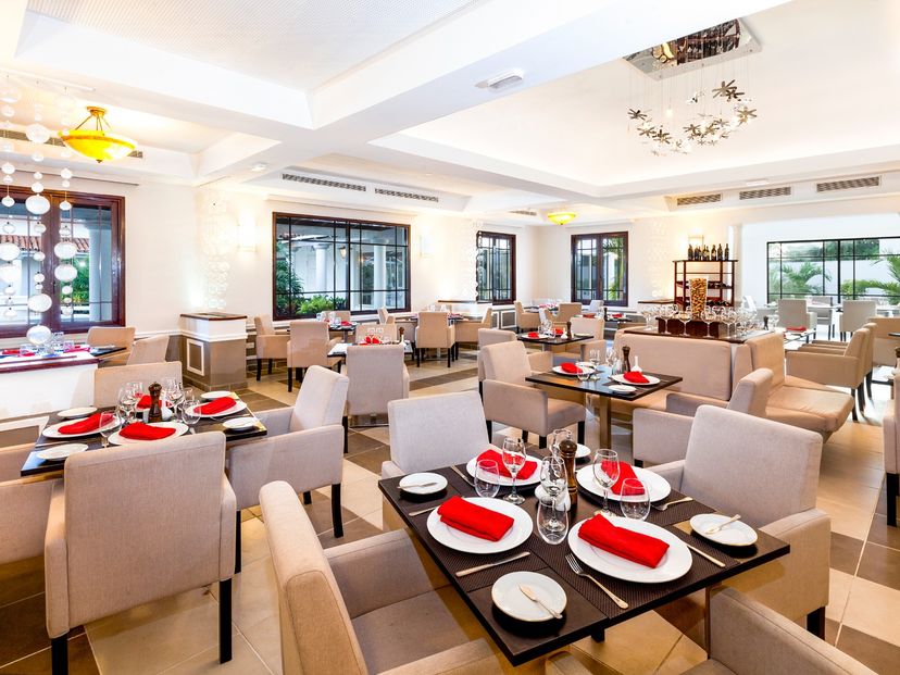 LE BISTRO