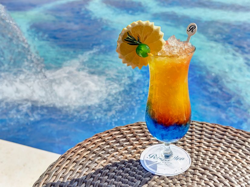 SPLASH* (bars at adjacent Royalton Splash Punta Cana, An Autograph Collection All-Inclusive Resort & Casino)